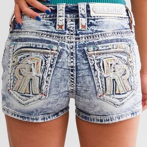 ❤️ROCK REVIVAL❤️ PEARLIE EASY STRETCH EMBROIDERED EMBELLISHED SHORTS Size 30